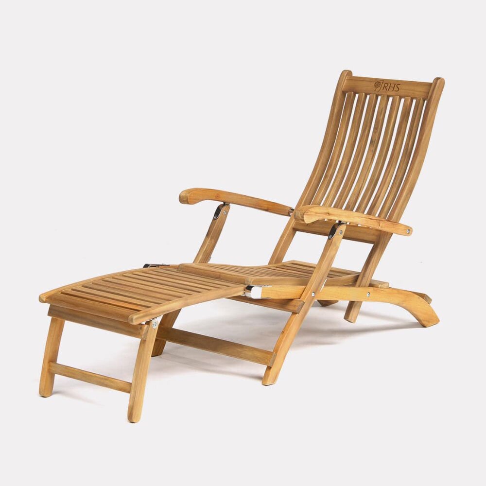 teak steamer chair