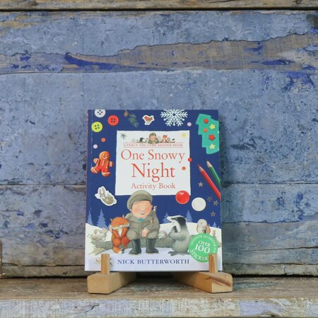 One Snowy Night Book by Nick Butterworth